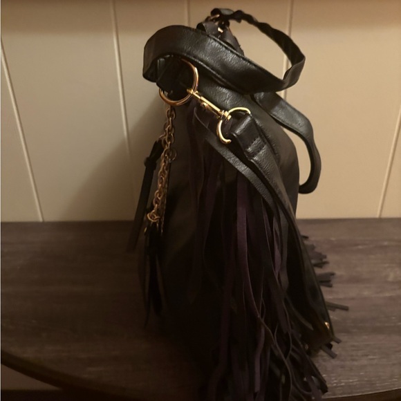 Christian Siriano Black Shoulder Bag with Fringe Details - Picture 4 of 6